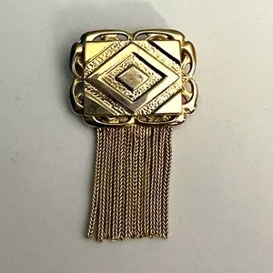 Art deco tassle fringe brooch